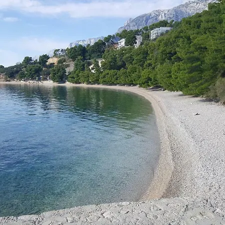 아파트 Pero 포드고라